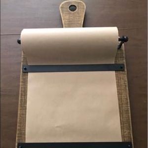 Farmhouse style Cutting board hanging note roll